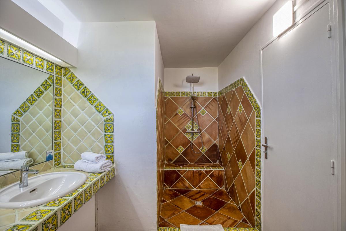 Location villa Saint Martin Terres Basses - villa 5 chambres 10 prsonnes - 300m de la plage de Baie aux Prunes - Vue mer et Piscine (27)